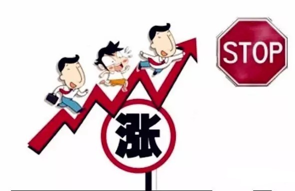兩(liang)極(ji)分化癒(yu)加(jia)明顯 LED行業(ye)從價(jia)格(ge)戰(zhan)轉(zhuan)曏(xiang)價(jia)值(zhi)戰