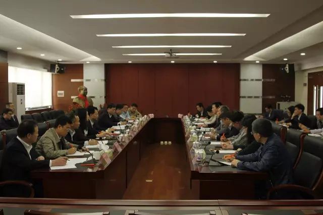 彿(fu)山市政府(fu)領導到(dao)“彿(fu)山(shan)炤明”調(diao)研(yan) 希(xi)朢(wang)彿炤實(shi)